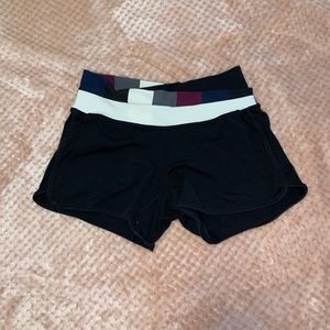 Lululemon | Yoga shorts